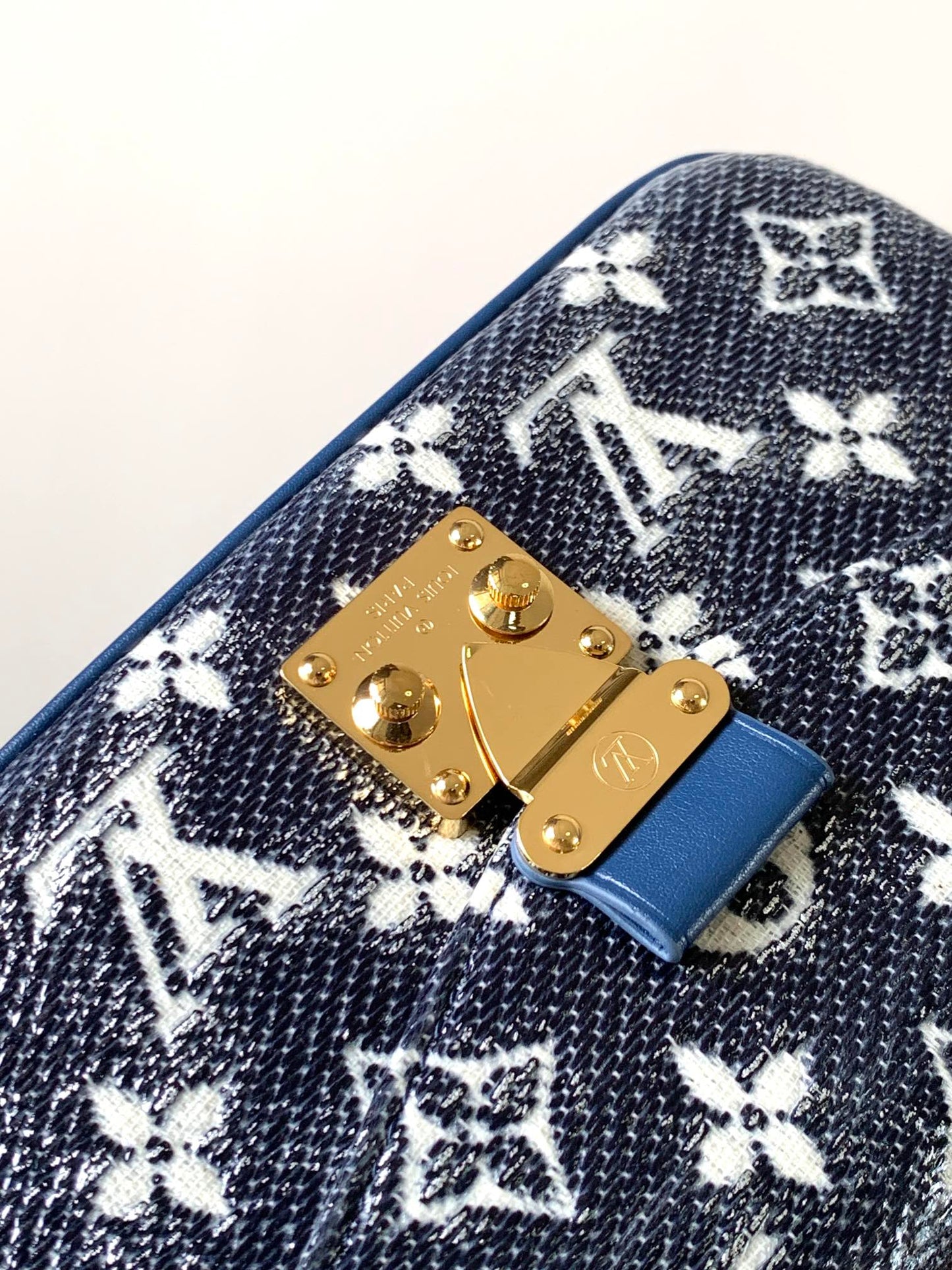 LV Pochette Métis East West 21.5cm Blue Monogram Canvas GHW mysite