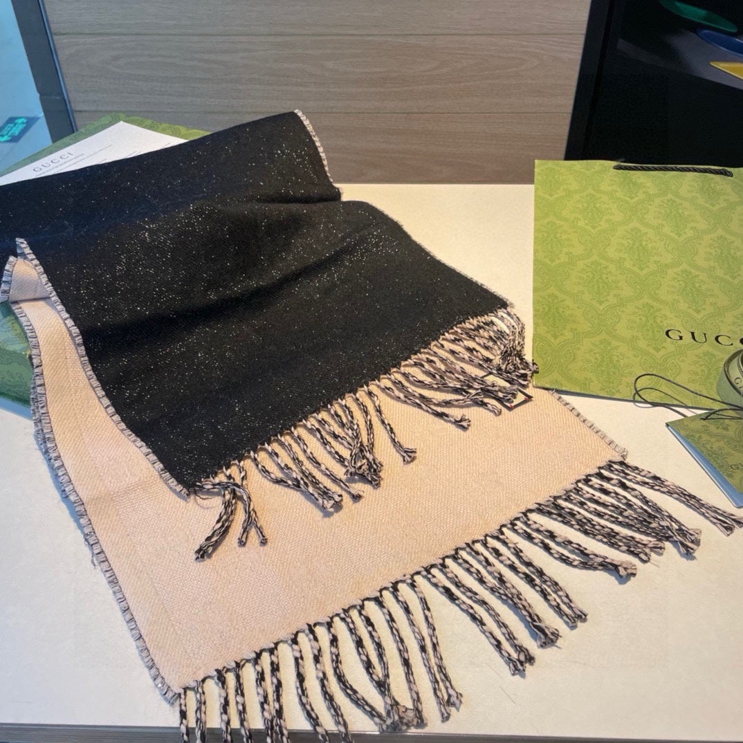 SCARF IN BLACK AND BEIGE WOOL 405144 mysite