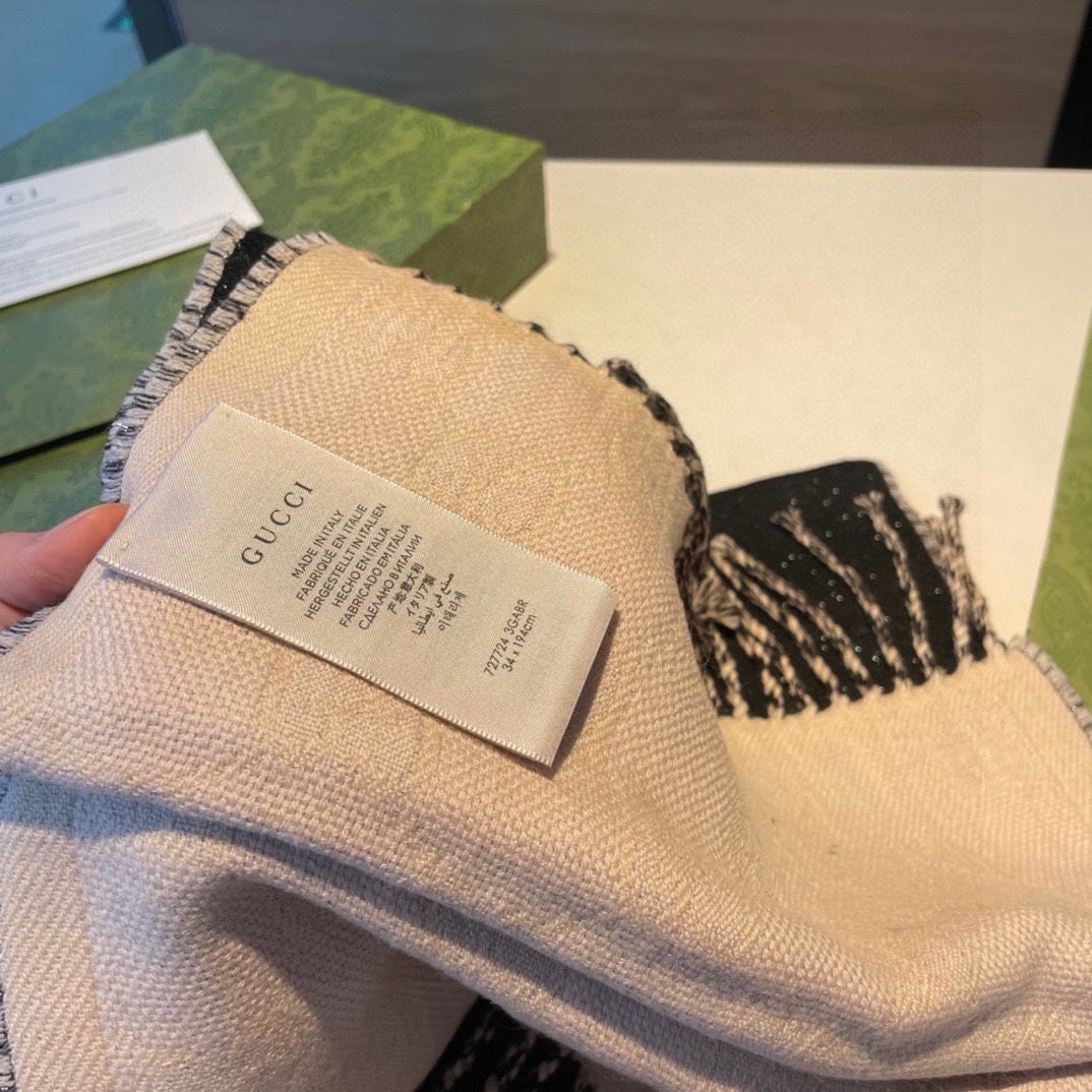 SCARF IN BLACK AND BEIGE WOOL 405144 mysite