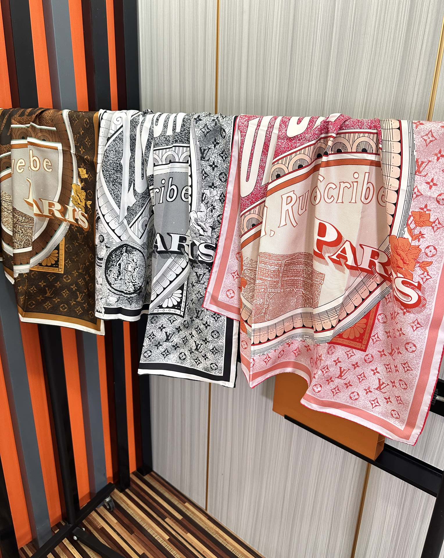 SQUARE SILK SCARF MALLES MERVEILLEUSES 90 CM PINK 399996 mysite