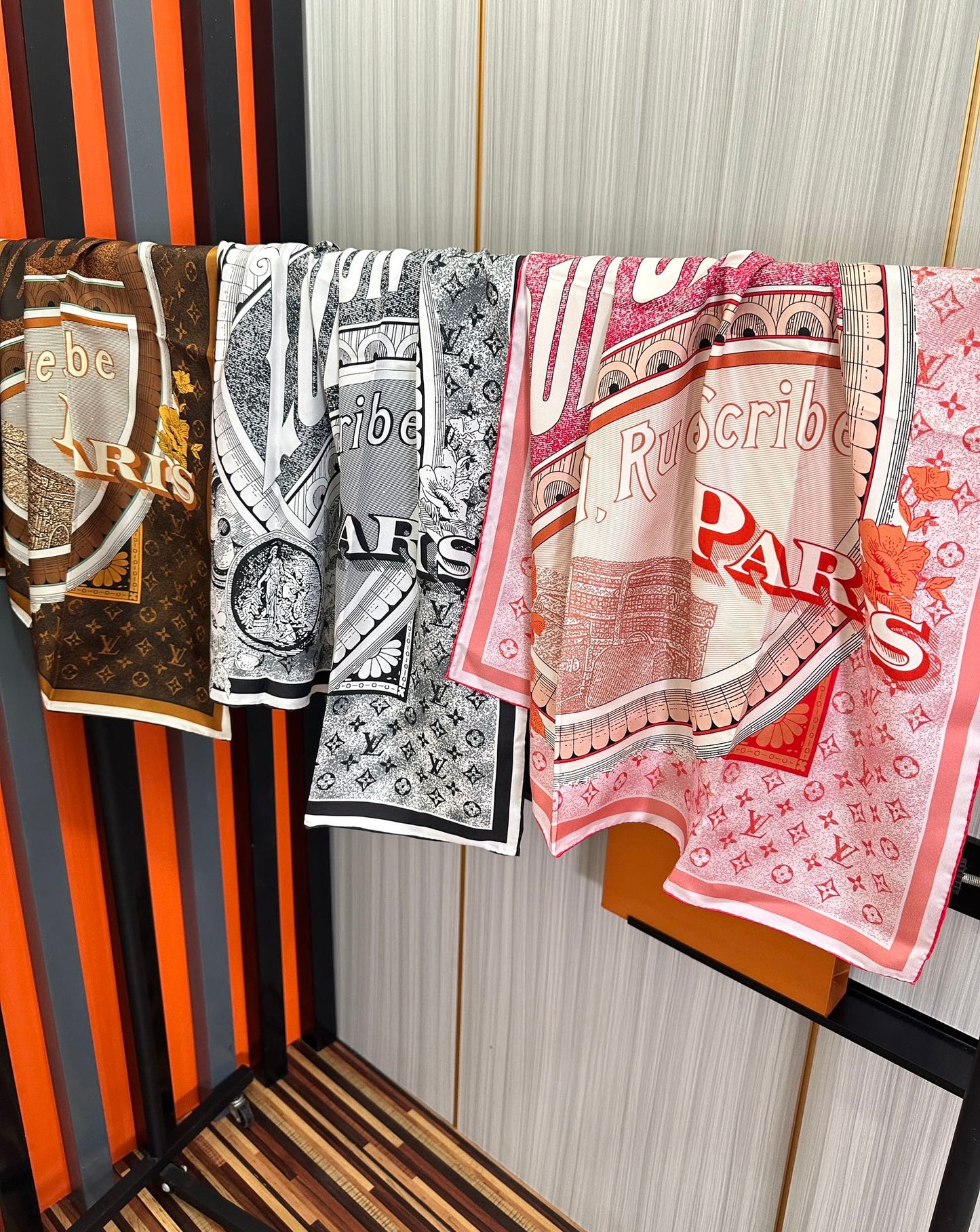 SQUARE SILK SCARF MALLES MERVEILLEUSES 90 CM BLACK MIX WHITE 399997 mysite