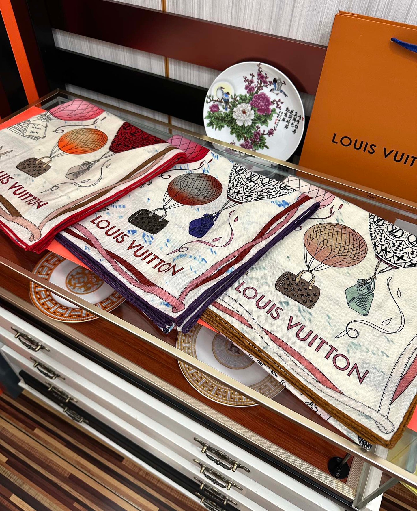 UP AND AWAY 140 CM SQUARE SILK SCARF COLORFUL 400072 mysite