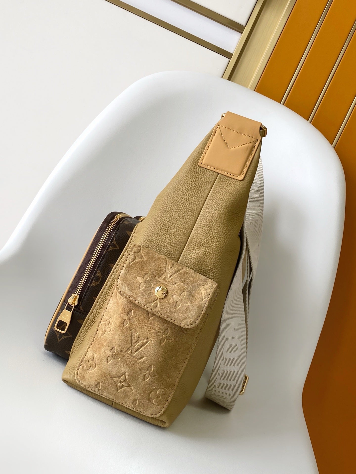 LV Hobo Cargo Bag Khaki Monogram Canvas & Cowhide GHW mysite