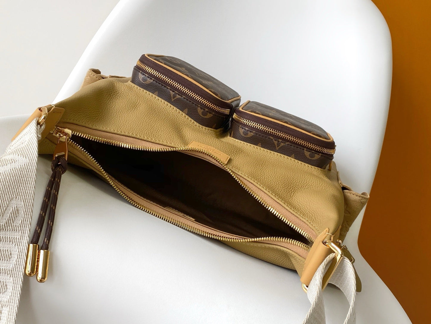 LV Hobo Cargo Bag Khaki Monogram Canvas & Cowhide GHW mysite