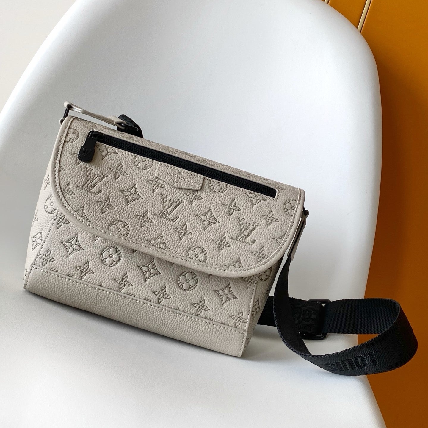 LV Pulse Messenger 26.6cm Sand Color Monogram Shadow embossed calfskin mysite