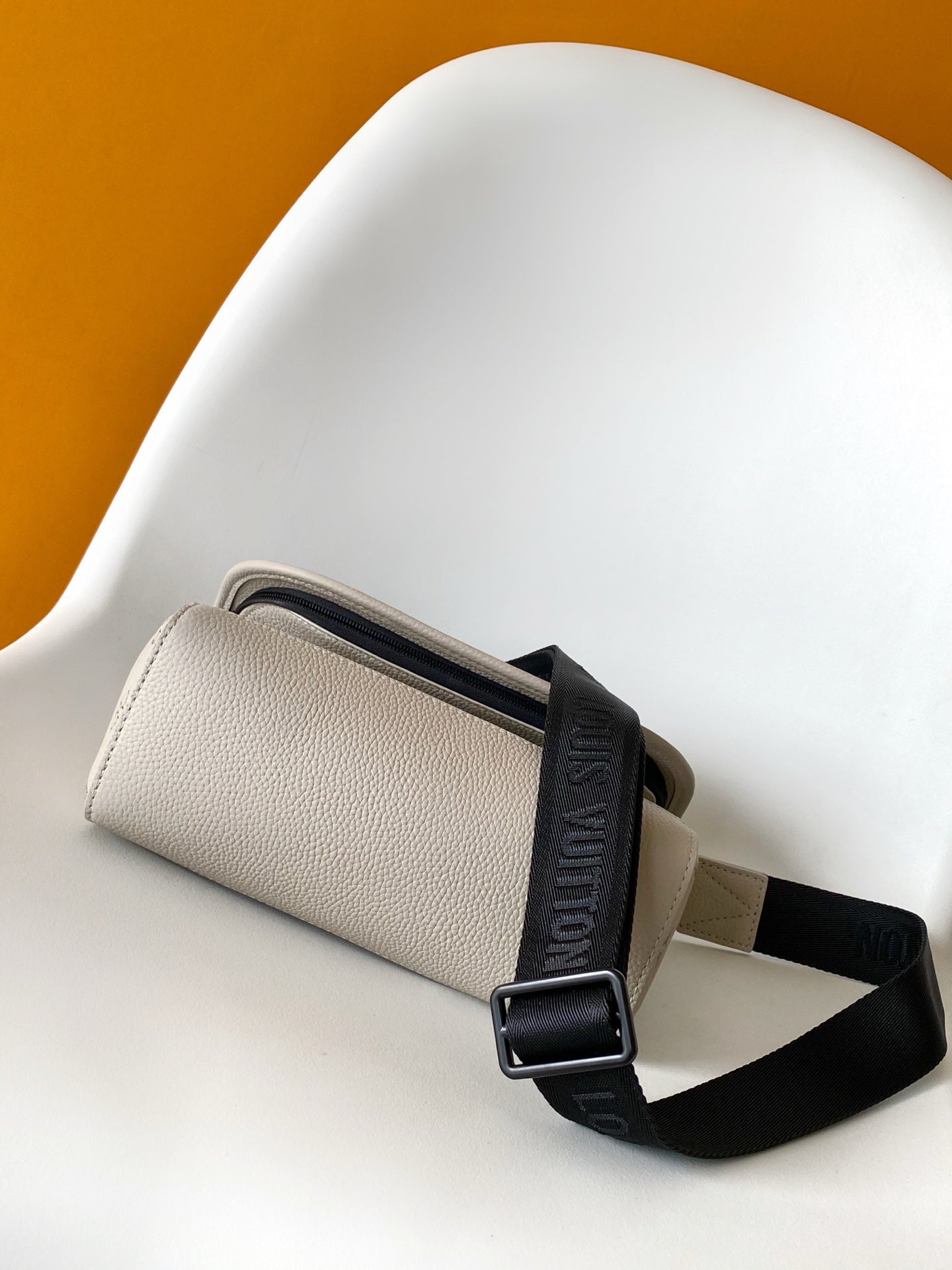 LV Pulse Messenger 26.6cm Sand Color Monogram Shadow embossed calfskin mysite