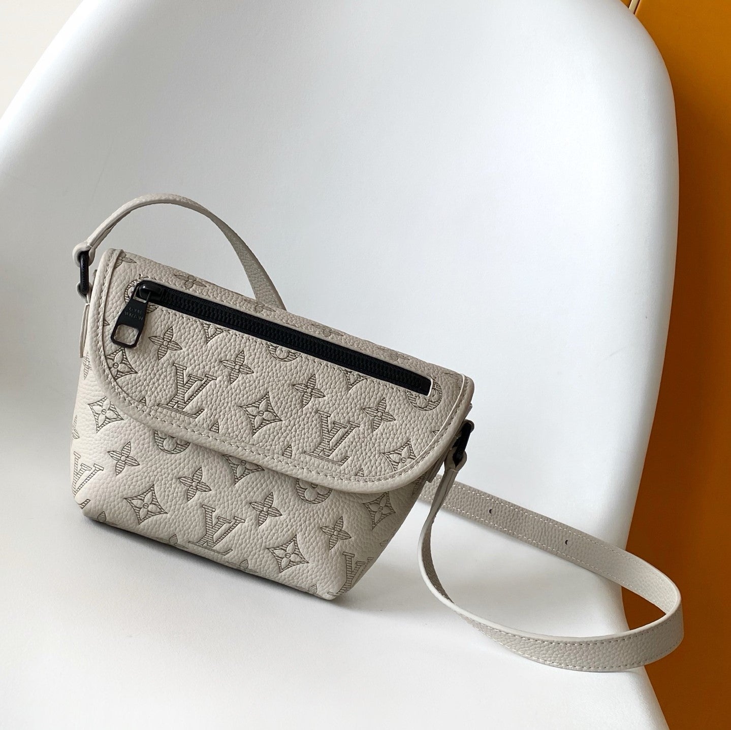 LV Pulse Wearable Wallet 22.5cm Sand Color Monogram Shadow embossed calfskin mysite