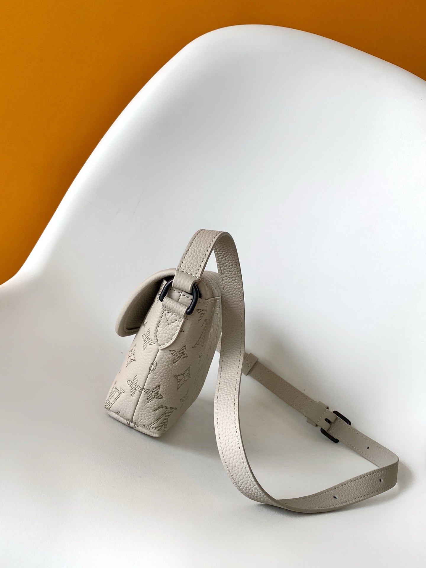 LV Pulse Wearable Wallet 22.5cm Sand Color Monogram Shadow embossed calfskin mysite