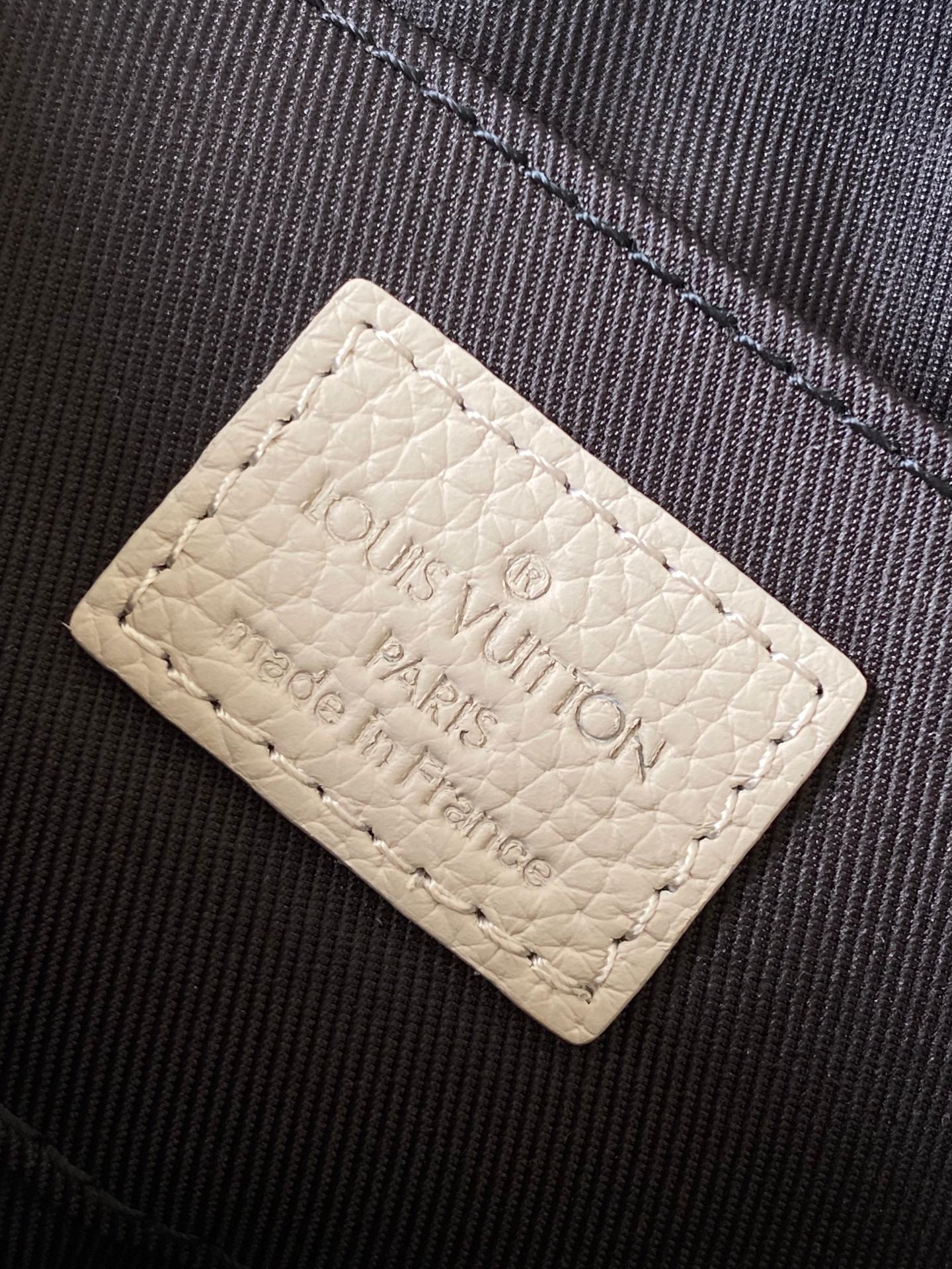 LV Pulse Wearable Wallet 22.5cm Sand Color Monogram Shadow embossed calfskin mysite