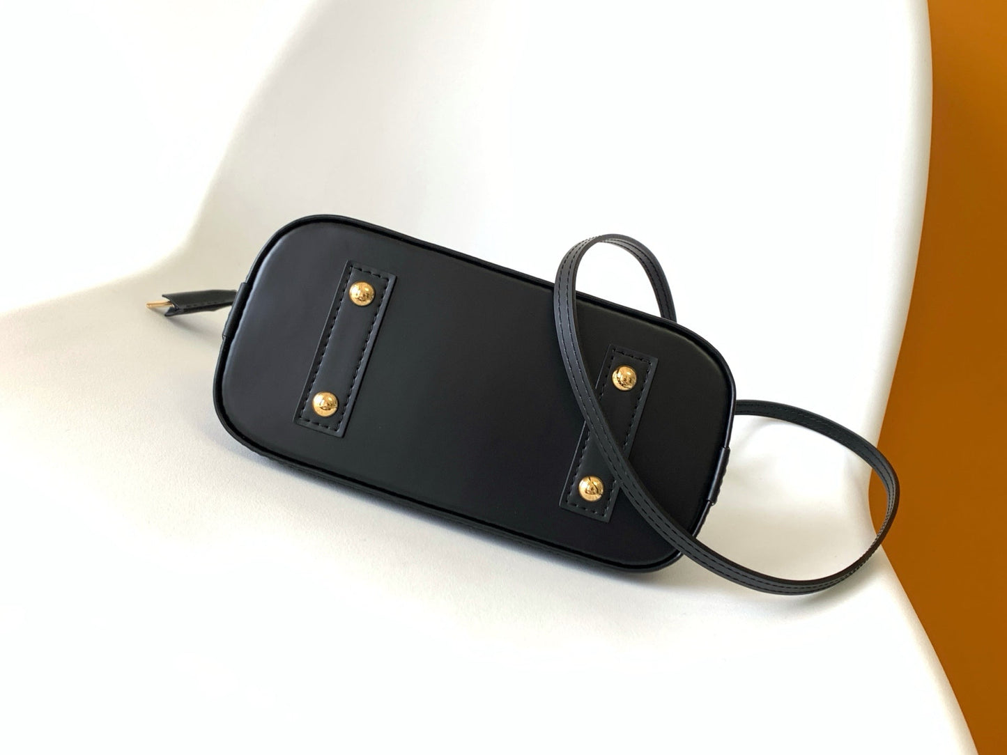 LV x TM Alma BB M13670 Handbag 23.5cm Black Epi Grained Cowhide mysite