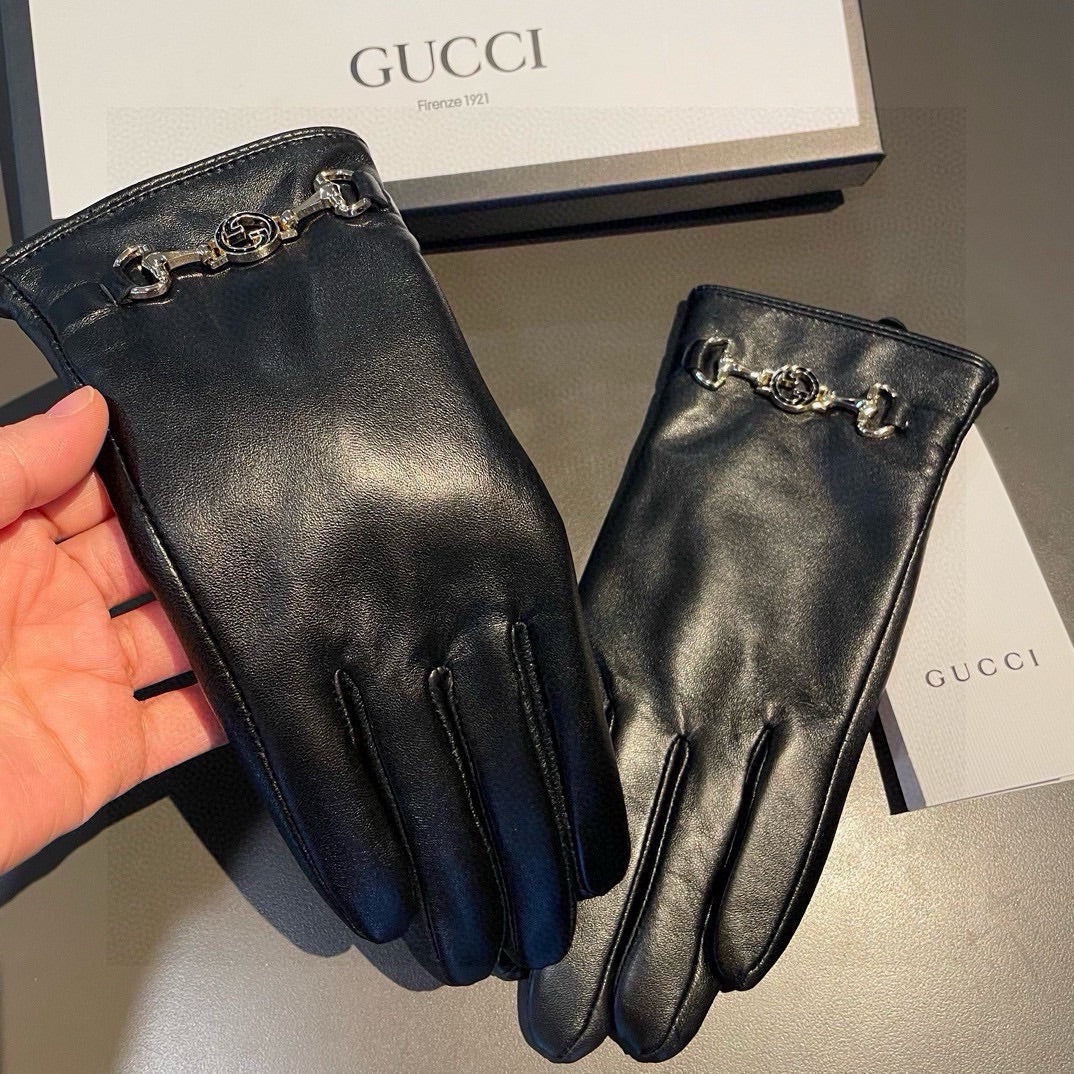 TOUCHSCREEN GLOVES IN BLACK LAMBSKIN AND CASHMERE LINING 462259 mysite