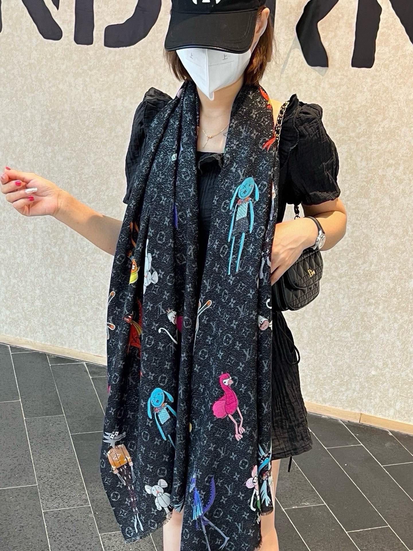 LONG SCARF 200 CM IN BLACK MONOGRAM CASHMERE 396507 mysite