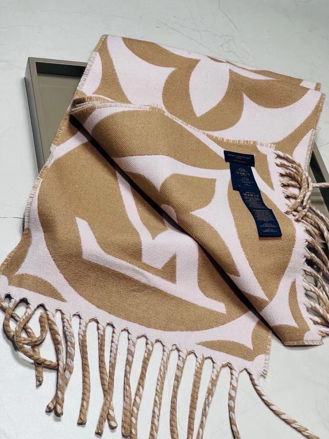 MEDALLION SCARF 235 CM IN PEANUT BROWN MIX WHITE WOOL 399899 mysite