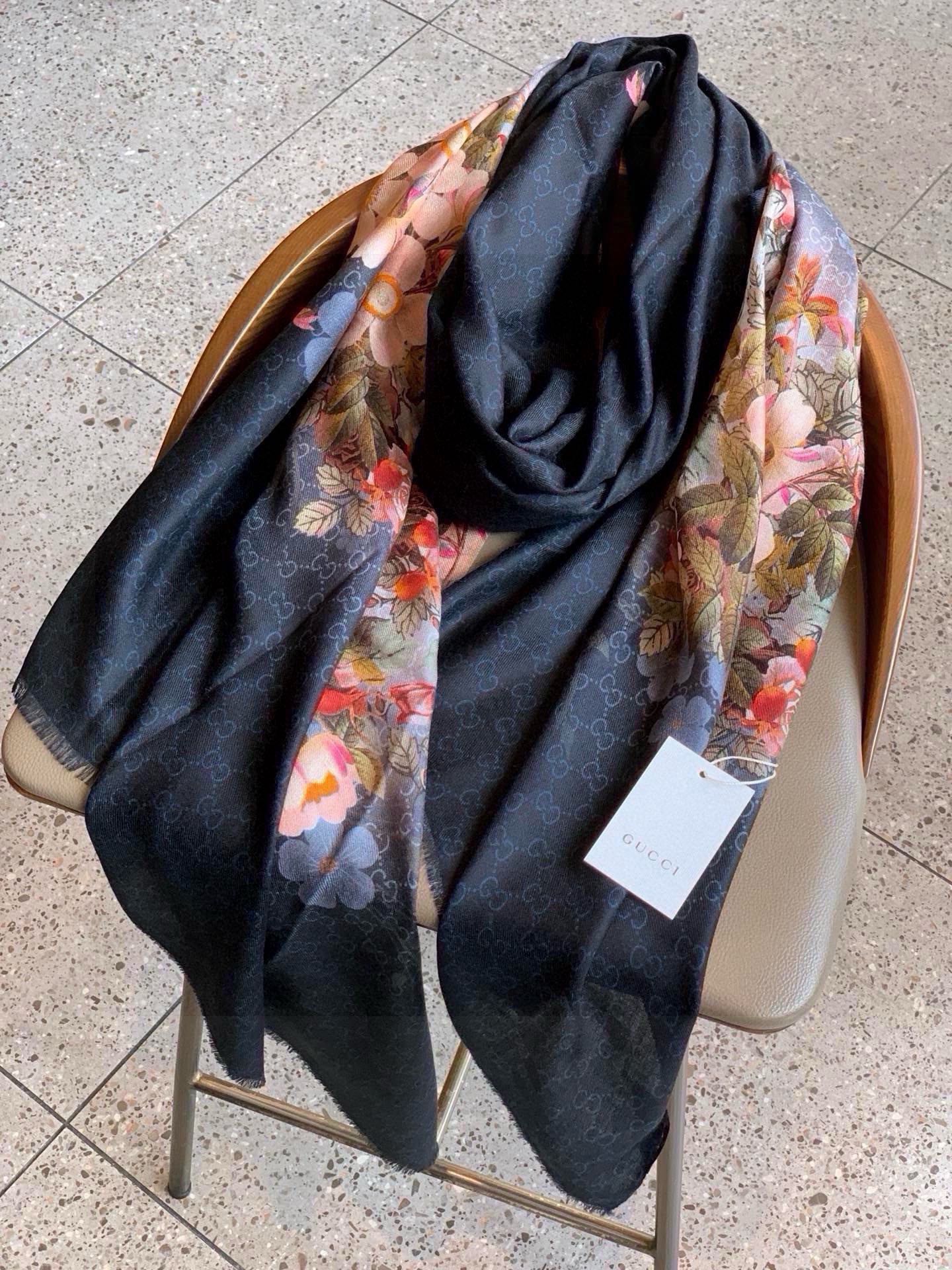 SCARF 200 CM IN BLACK CASHMERE WITH COLORFUL FLOWER 405252 mysite