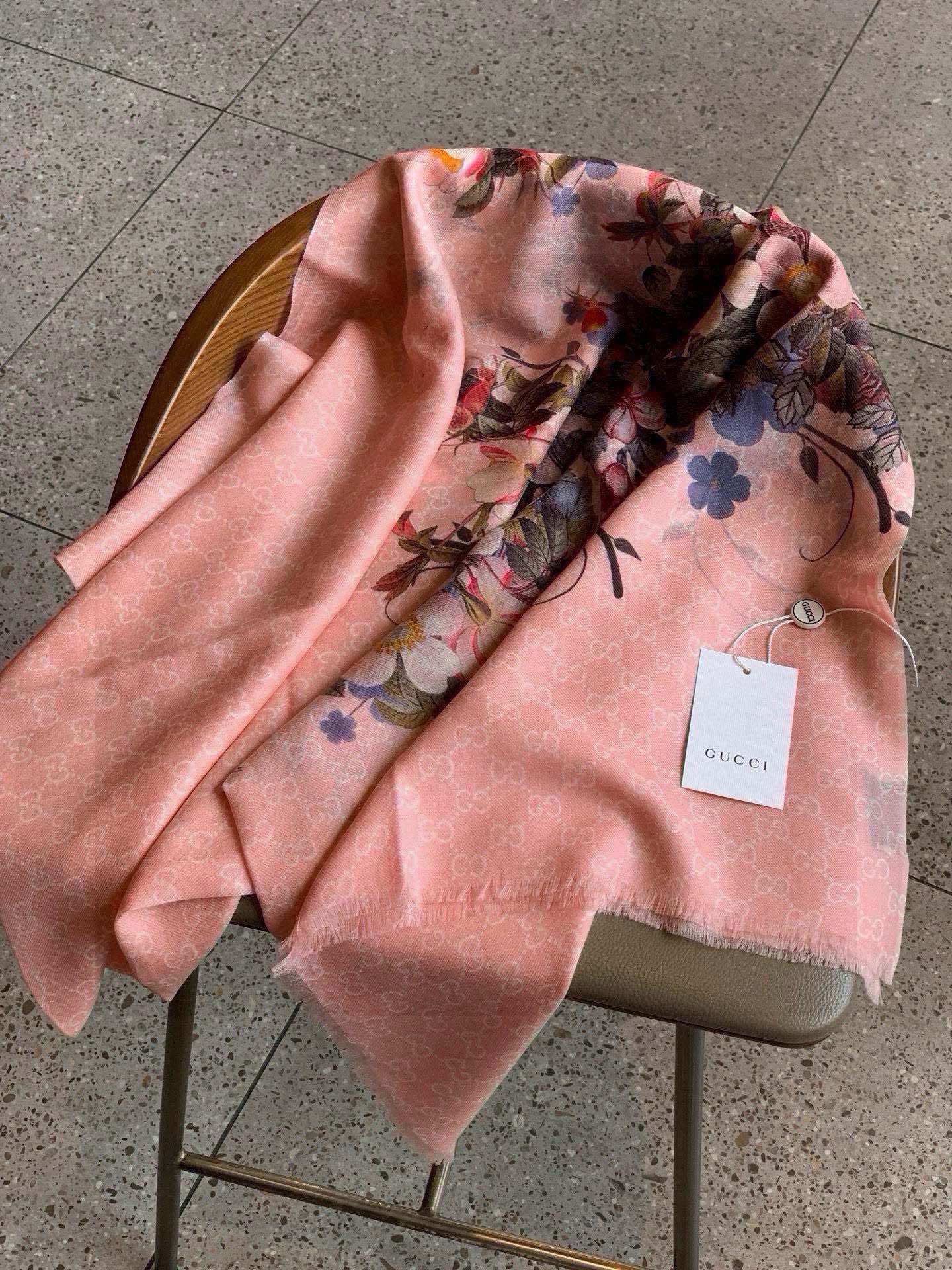 SCARF 200 CM IN BLUSH PINK CASHMERE WITH COLORFUL FLOWER 405253 mysite