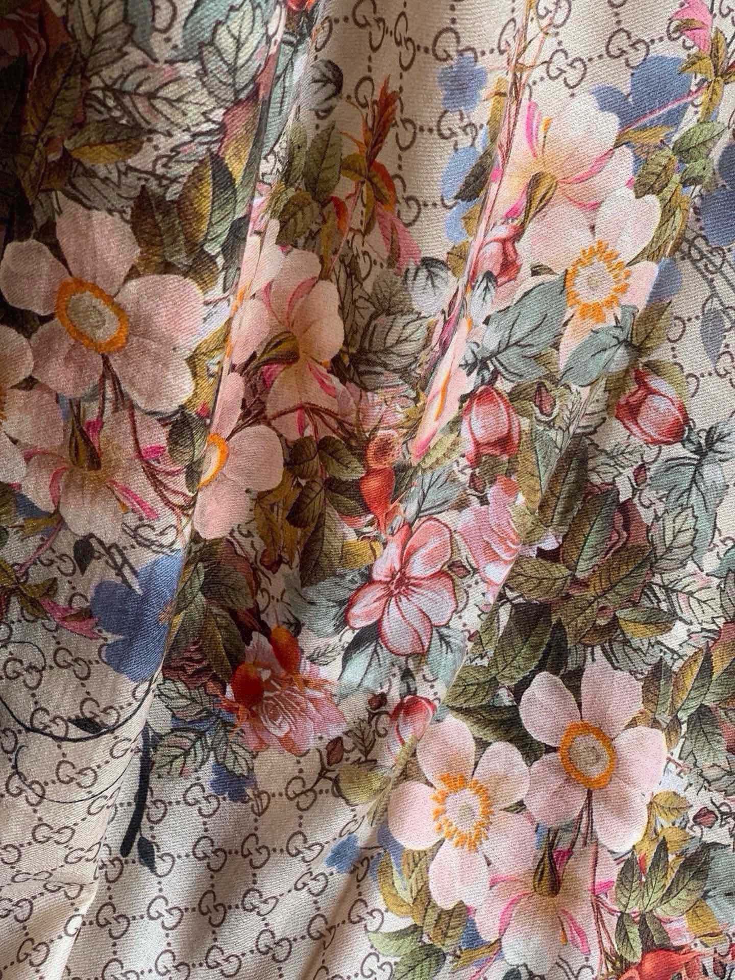 SCARF 200 CM IN MEDIUM BROWN CASHMERE WITH COLORFUL FLOWER 405254 mysite