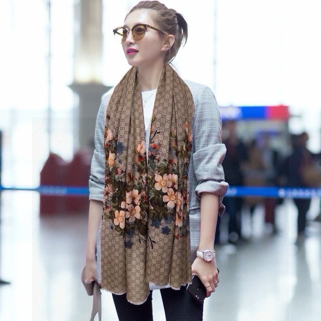 SCARF 200 CM IN MEDIUM BROWN CASHMERE WITH COLORFUL FLOWER 405254 mysite