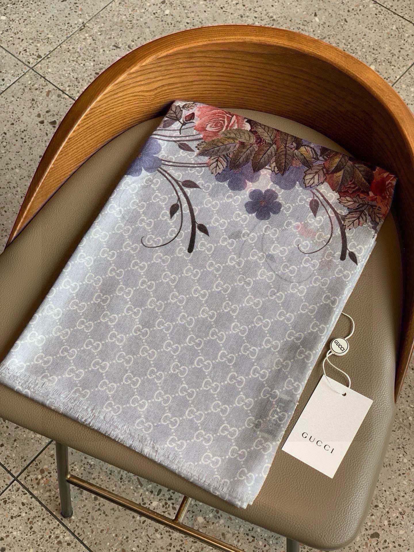 SCARF 200 CM IN DOVE GRAY CASHMERE WITH COLORFUL FLOWER 405255 mysite