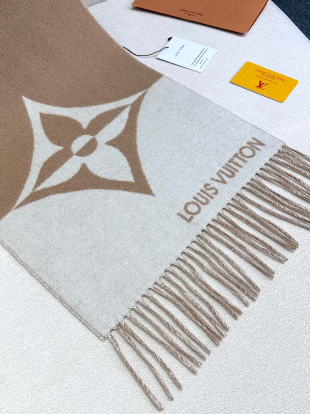 GRAPHIC DUAL SCARF 192 CM IN TUSCAN BEIGE MIX WHITE WOOL AND CASHMERE 396434 mysite