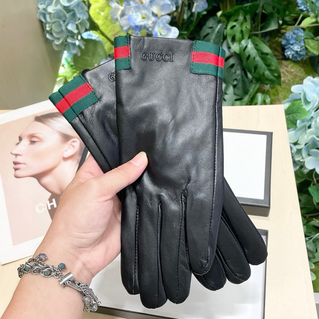 TOUCHSCREEN GLOVES WITH WEB IN BLACK SHEEPSKIN 464982 mysite