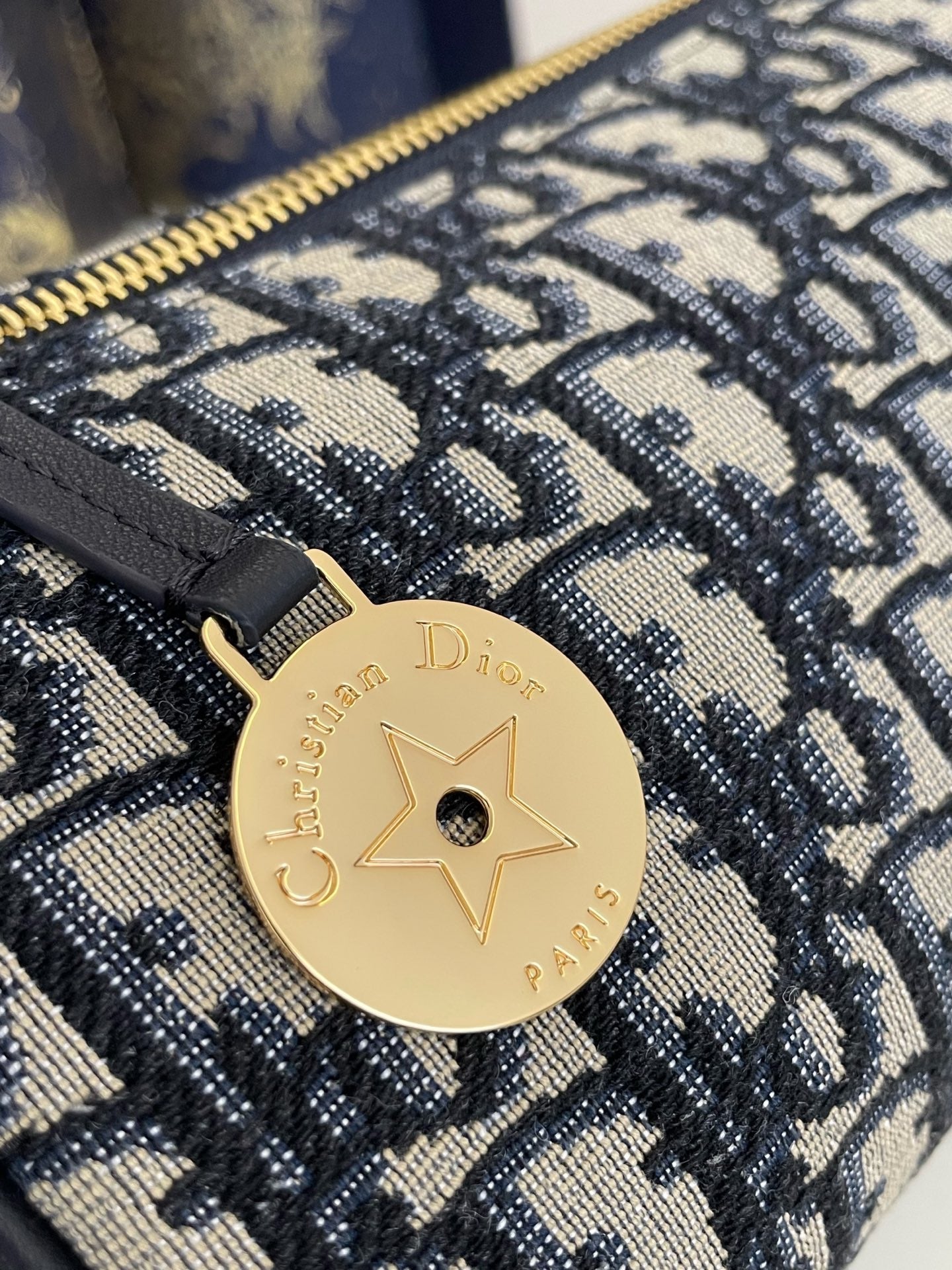 CD East-West cylindrical bag 27 blue jacquard canvas mysite