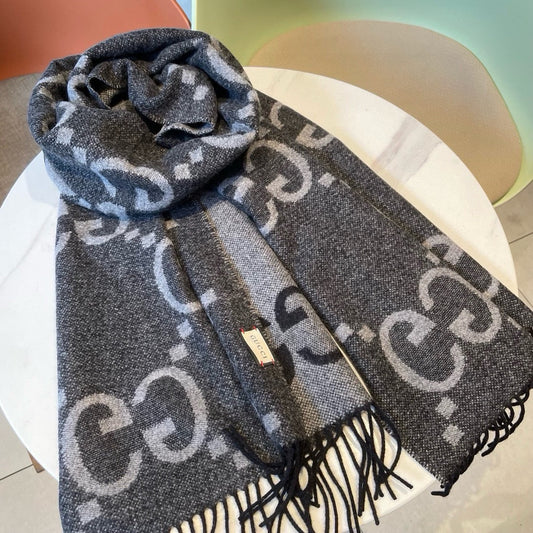 GG JACQUARD PATTERN KNIT SCARF 195 CM WITH TASSELS MOUSE GRAY 403750 mysite