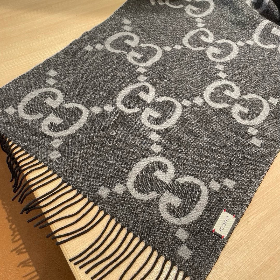 GG JACQUARD PATTERN KNIT SCARF 195 CM WITH TASSELS MOUSE GRAY 403750 mysite