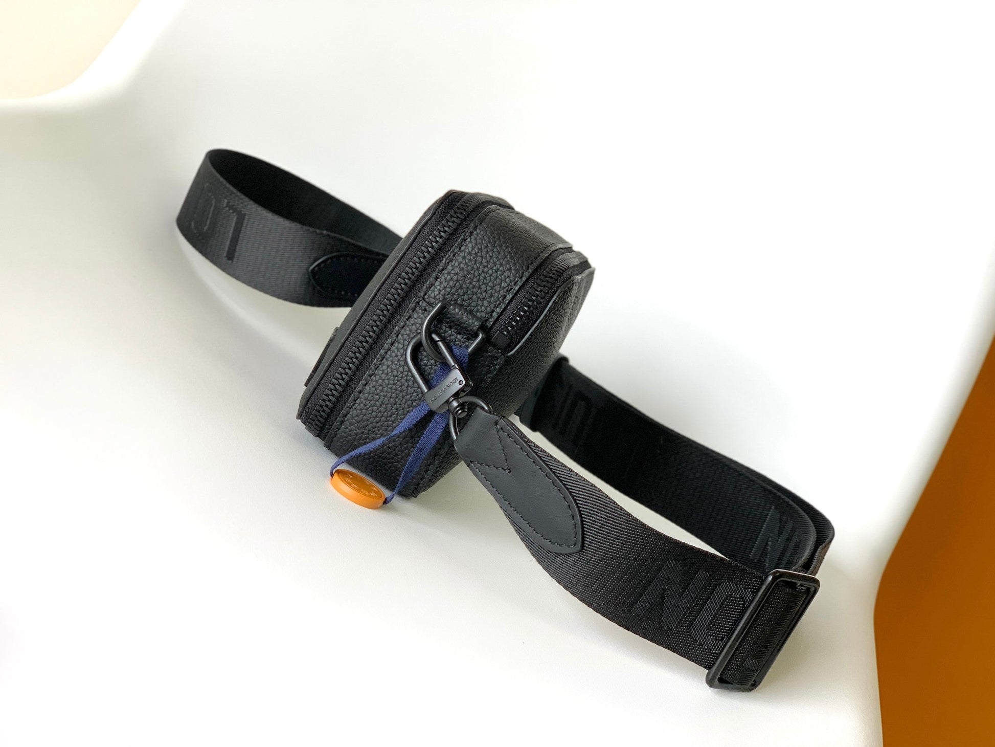 LV Nano Alpha Bag Black Cowhide 268786 mysite