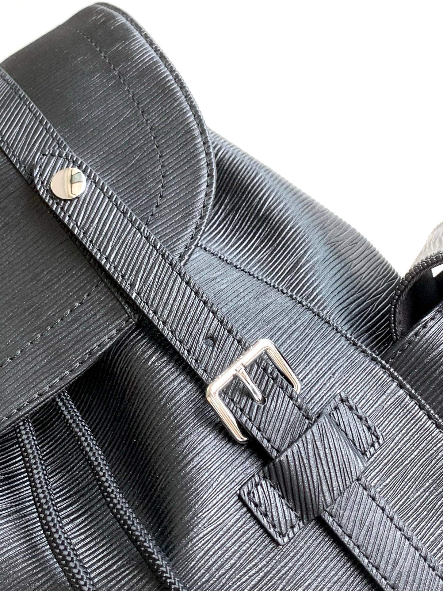 LV Christopher MM Backpack Black Epi XL Cowhide 268778 mysite