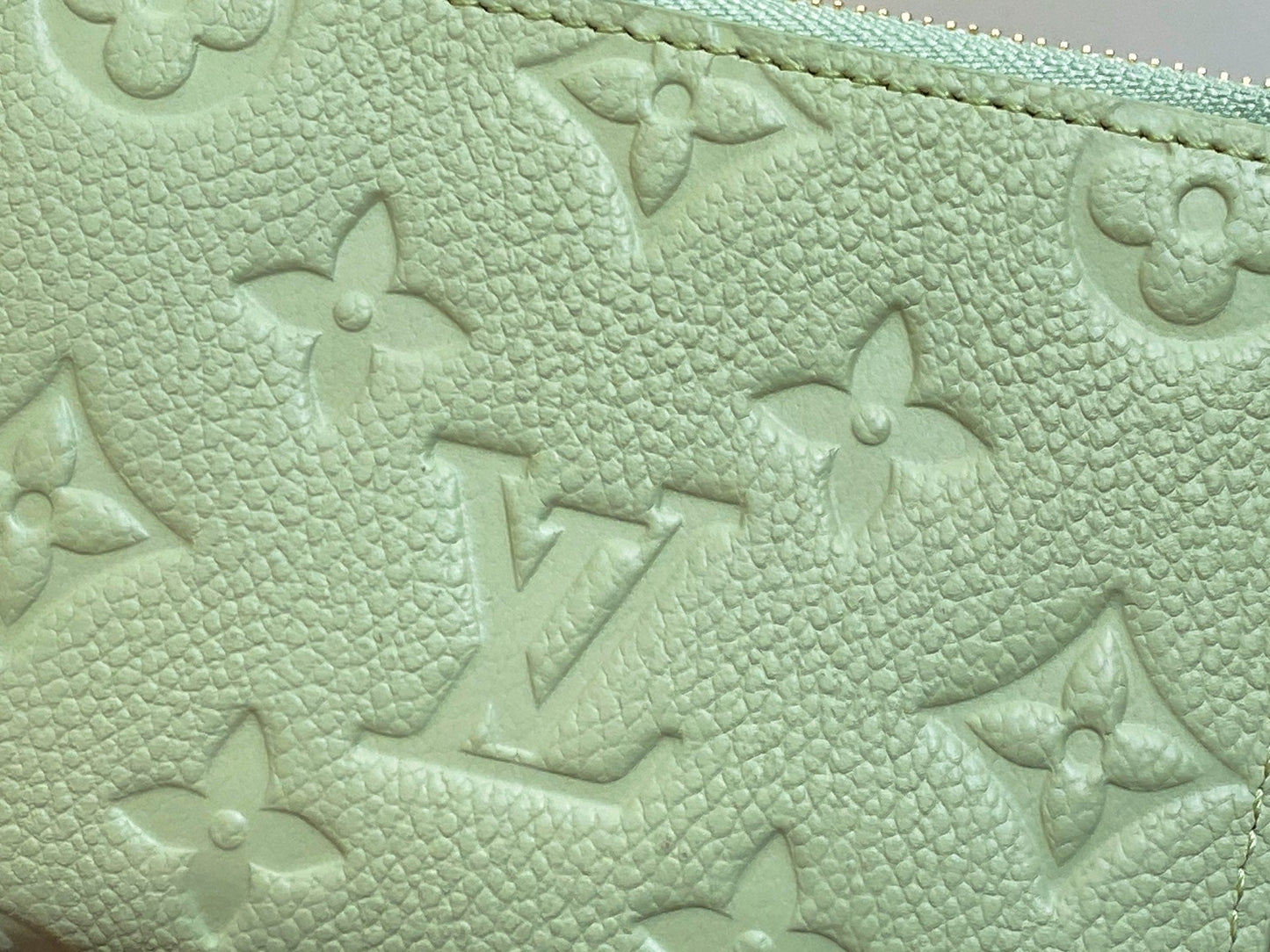 LV x TM Portfolio Lisa Wallet Green Gold Leather 329882 mysite
