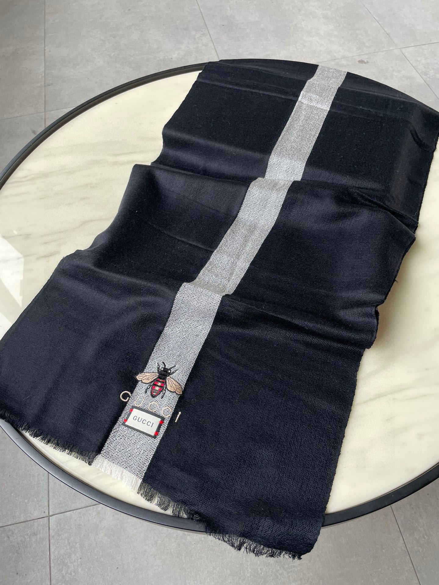SCARF 200 CM IN BLACK MIX LIGHT GRAY CASHMERE WITH EMBROIDERED BEE 407515 mysite