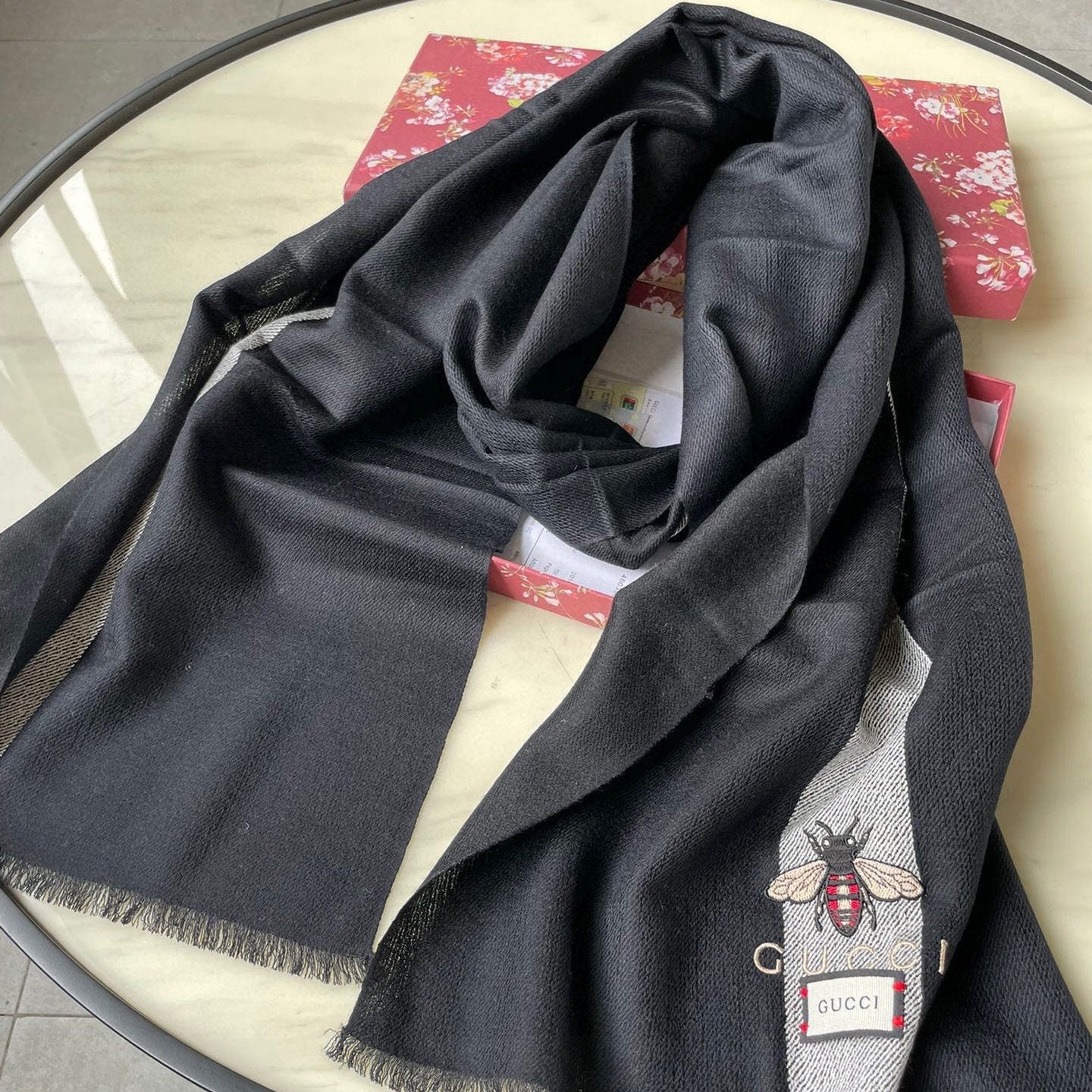 SCARF 200 CM IN BLACK MIX LIGHT GRAY CASHMERE WITH EMBROIDERED BEE 407515 mysite