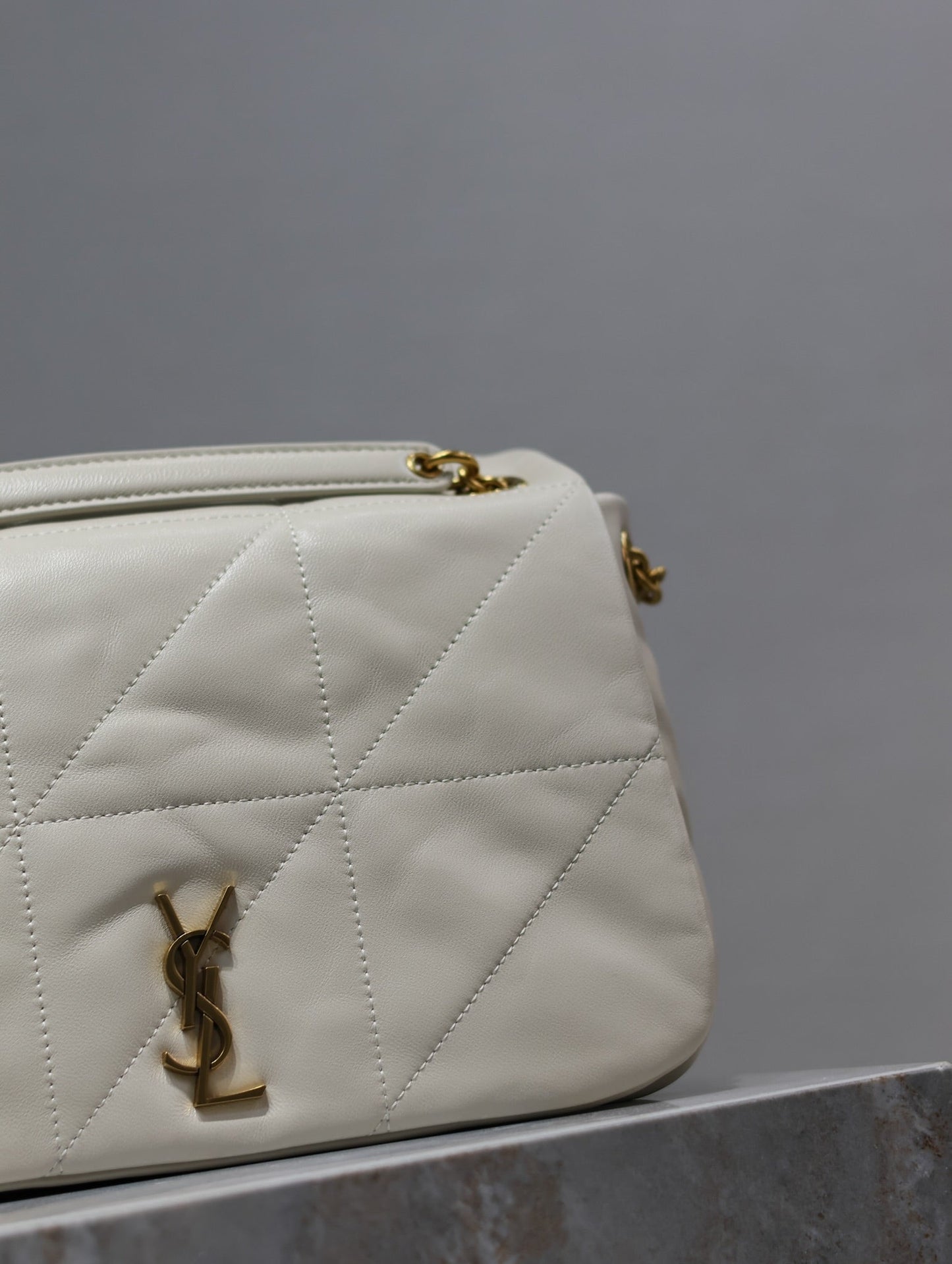 JAMIE 4.3 SMALL BAG 25 IN WHITE LAMBSKIN GOLD HARDWARE mysite