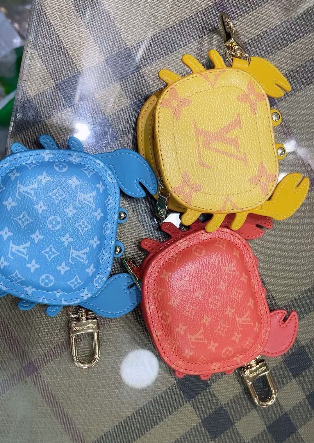 L- Designed Zippered Earphone Storage Pendants mysite