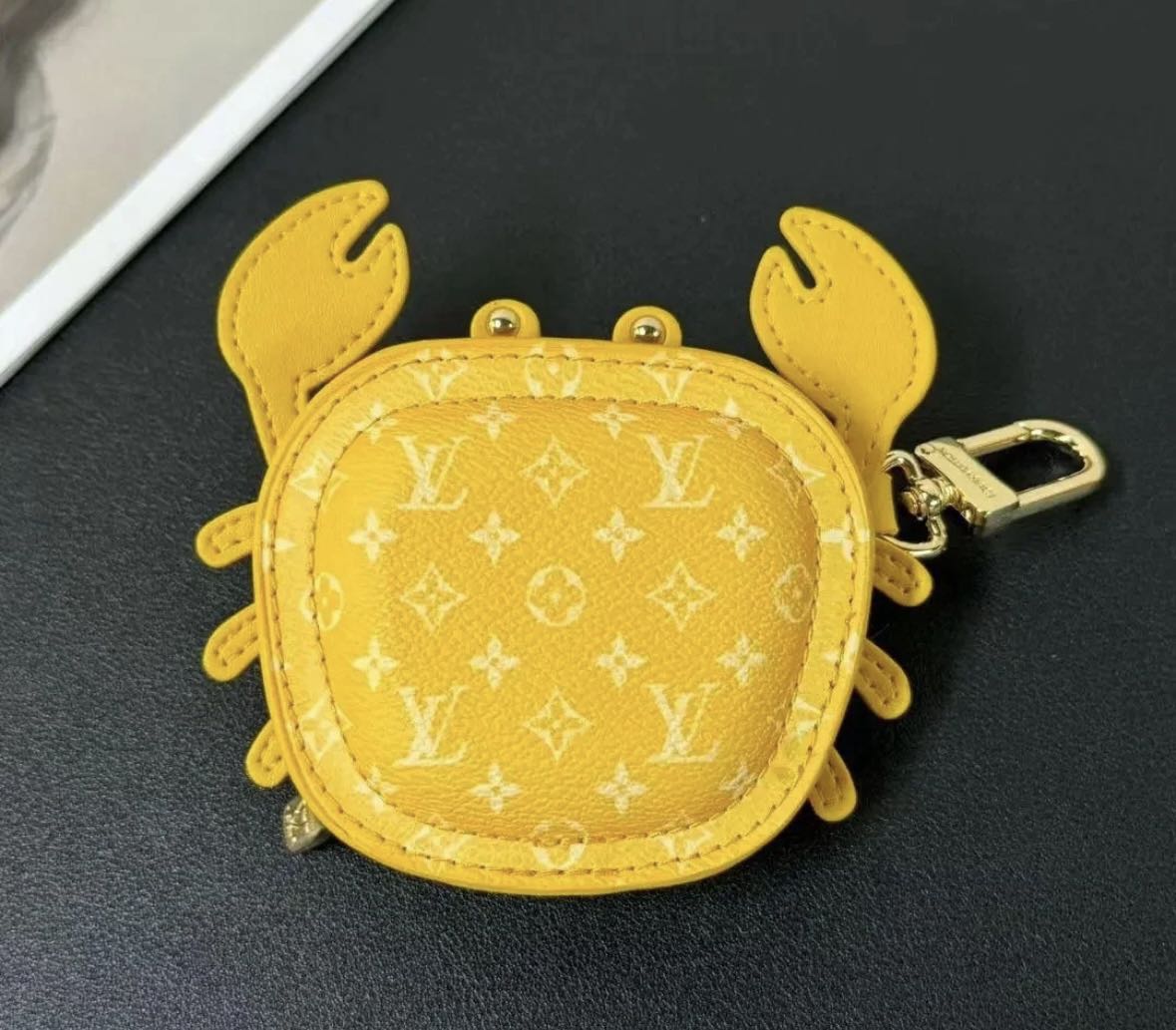 L- Designed Zippered Earphone Storage Pendants mysite