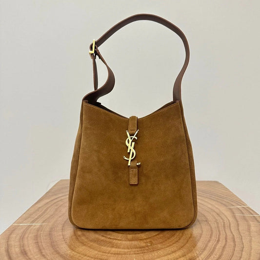 LE 5 À 7 SUPPLE SMALL 22 IN CARAMEL BROWN SUEDE mysite