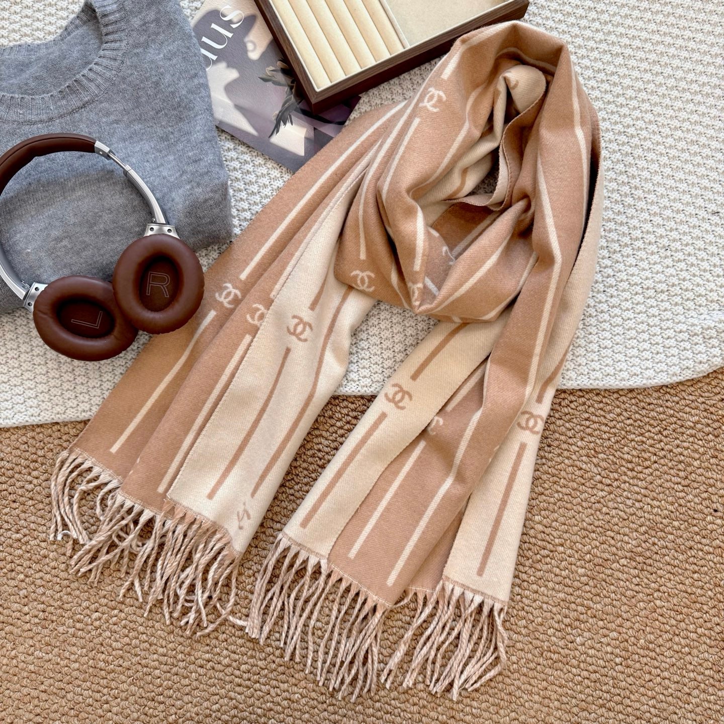 Double-sided Jacquard Tassel Scarf mysite