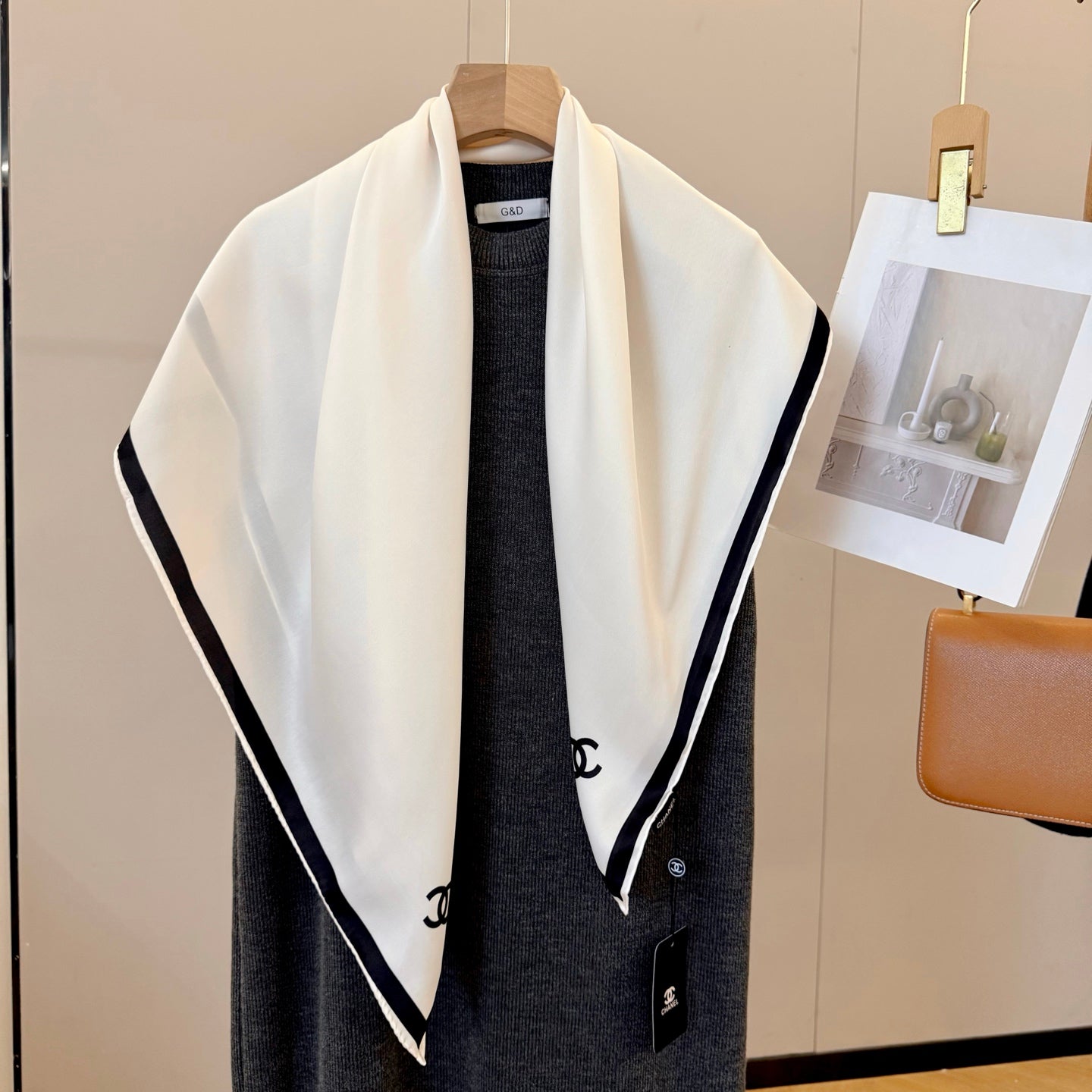 White square silk scarf mysite