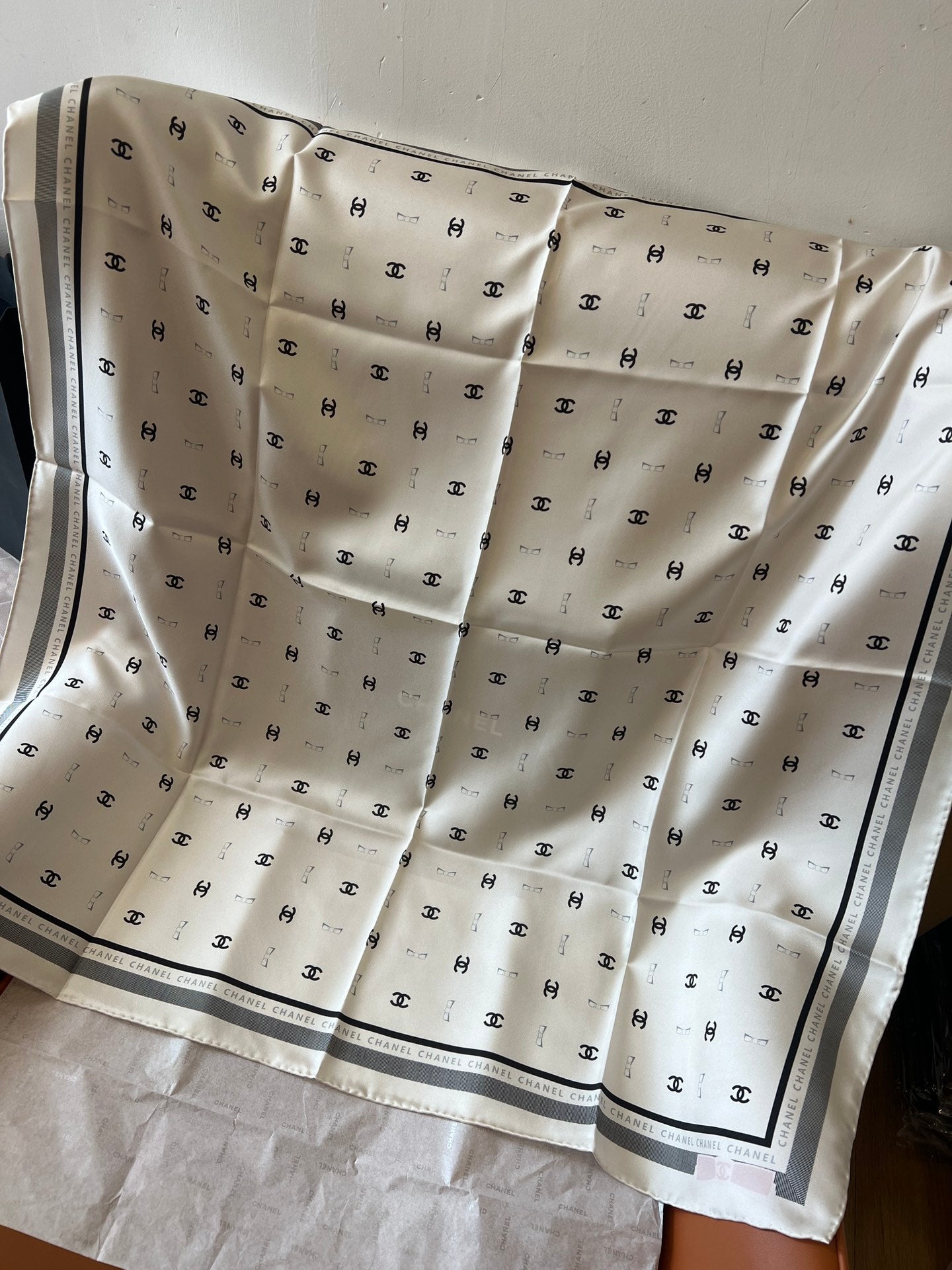 2 colors bow square silk scarf mysite