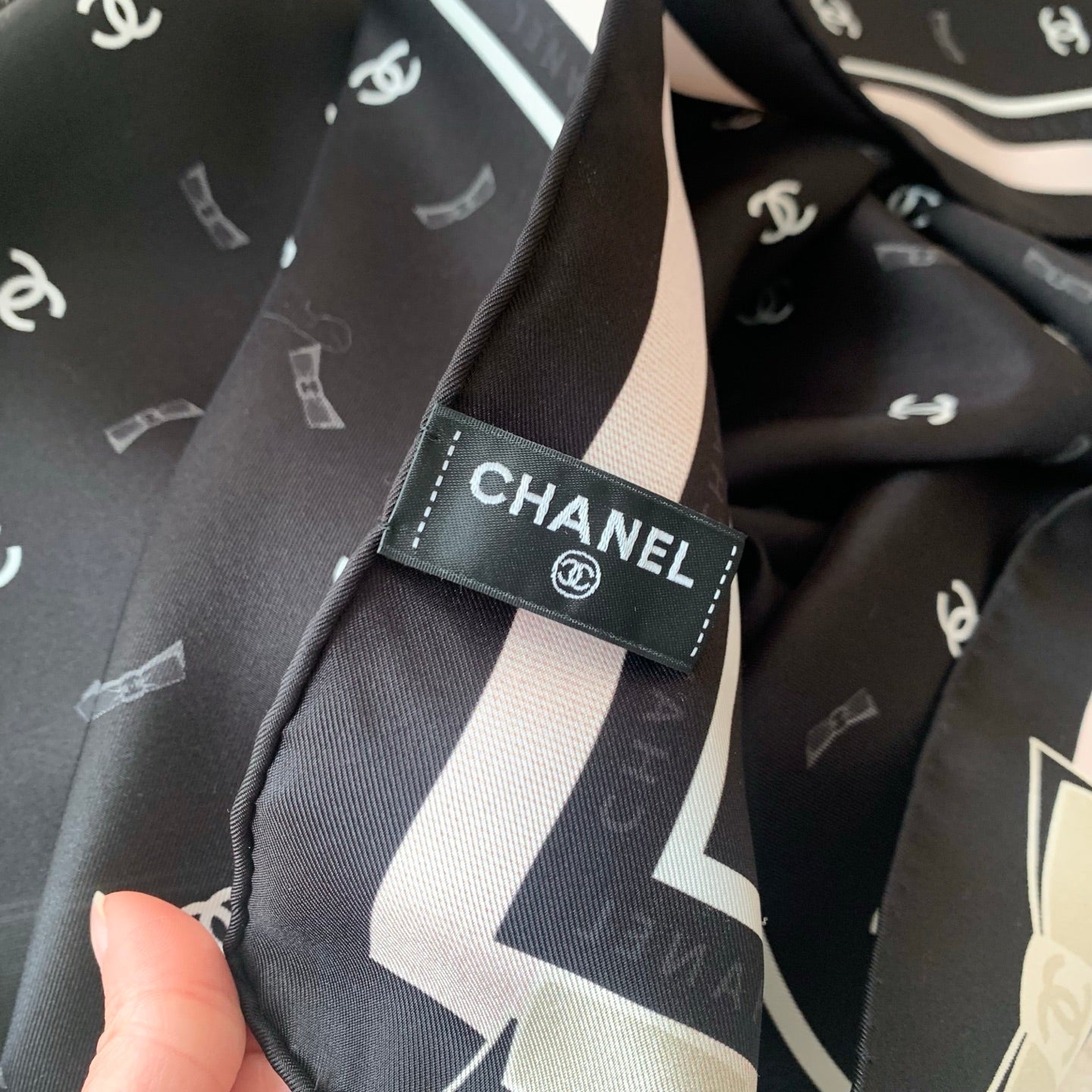 2 colors bow square silk scarf mysite