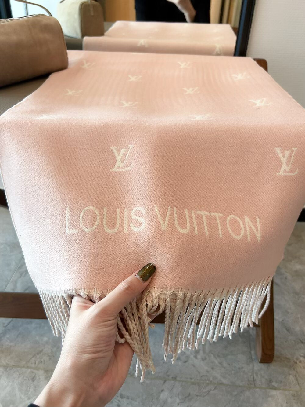 Double-sided jacquard tassel scarf mysite