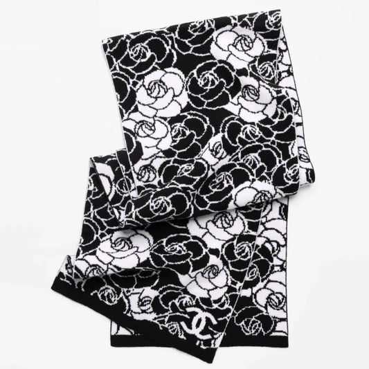 Fashionable Camellia Cashmere Scarf mysite