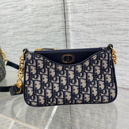 CD HOBO AVENUE 21CM BLUE OBLIQUE EMBROIDERY mysite