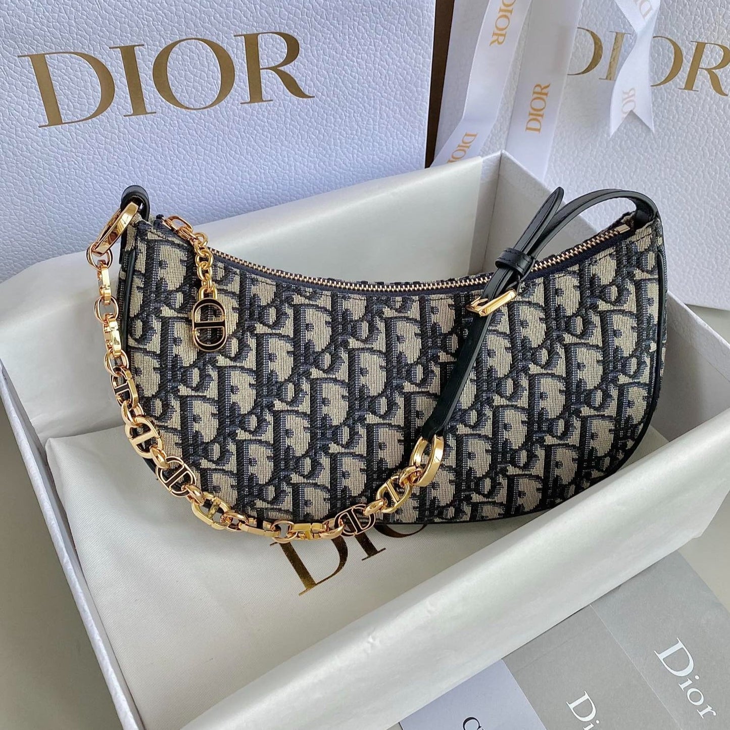 CD LOUNGE 26CM BLUE OBLIQUE EMBROIDERY mysite