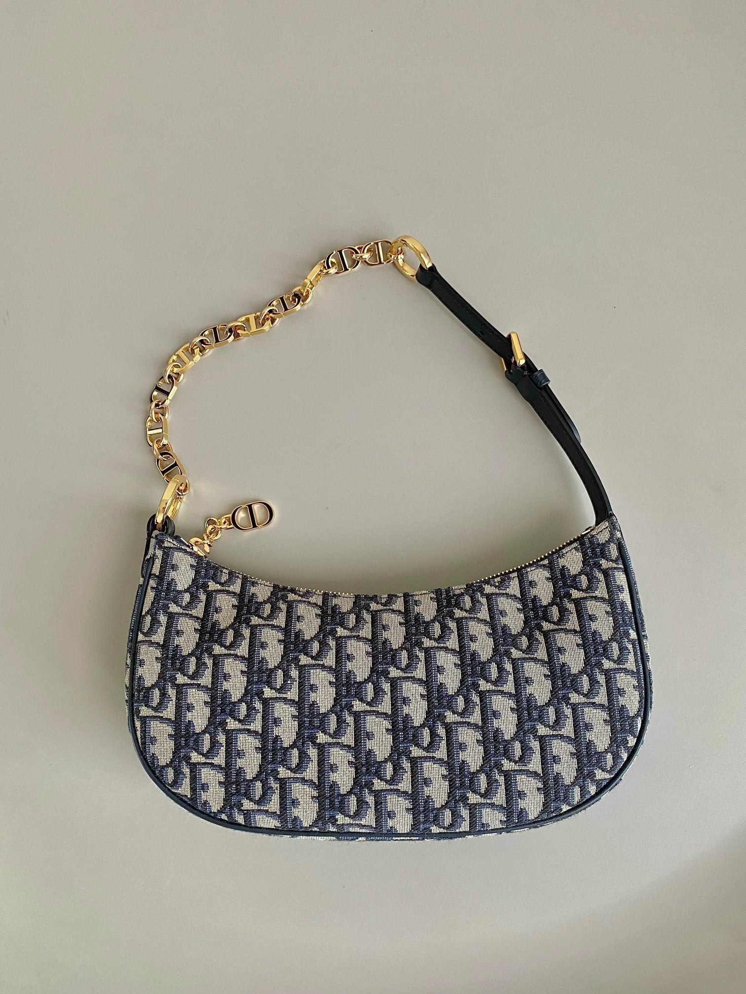 CD LOUNGE 26CM BLUE OBLIQUE EMBROIDERY mysite