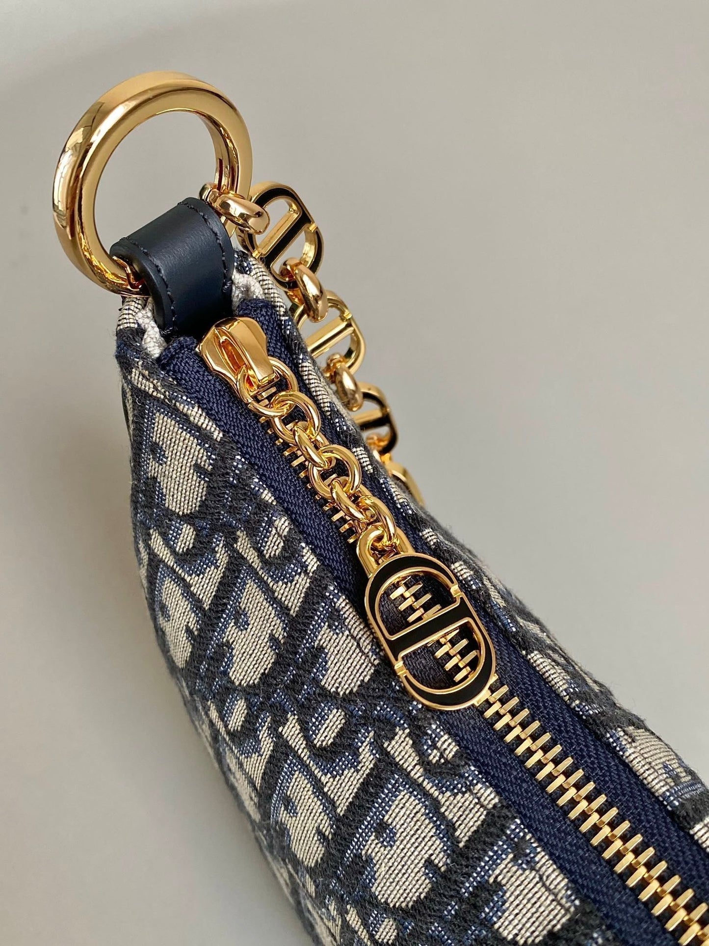 CD LOUNGE 26CM BLUE OBLIQUE EMBROIDERY mysite