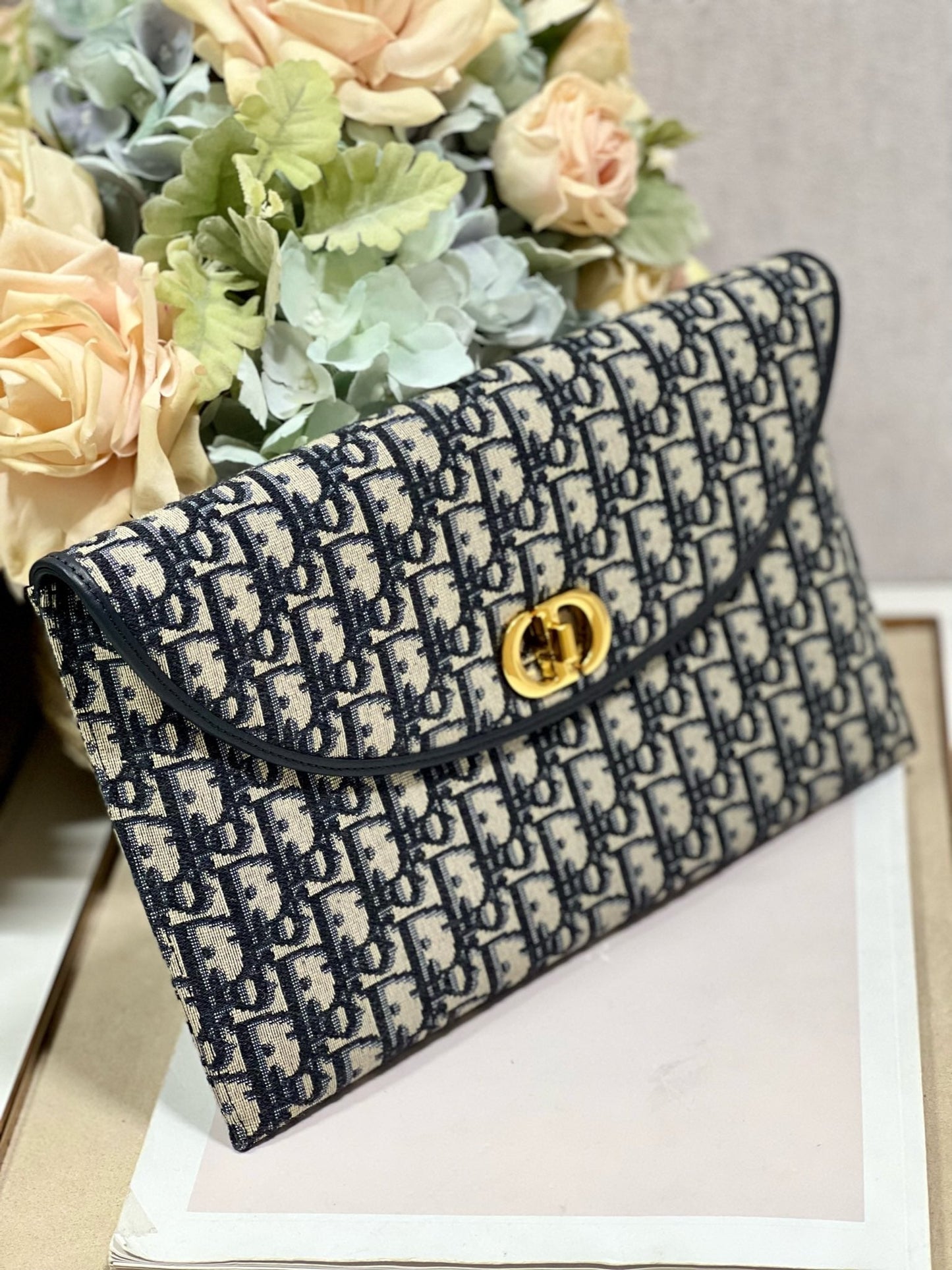 30 MONTAIGNE 30CM BLUE OBLIQUE EMBROIDERY mysite