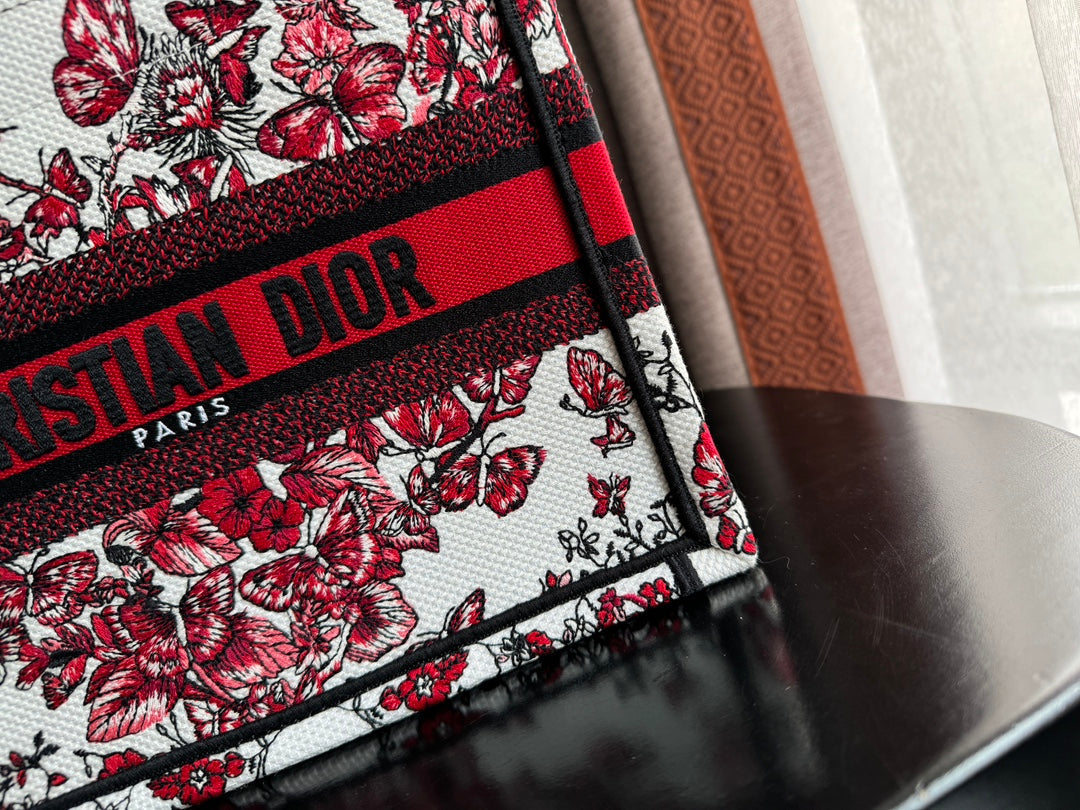 Small CD Book Tote 26.5cm White and Red Heart Butterfly Embroidery mysite