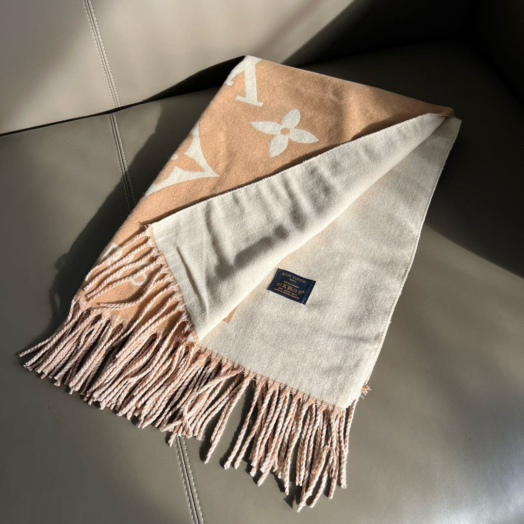 Crystal Diamond Logo Knit Scarf-03 mysite