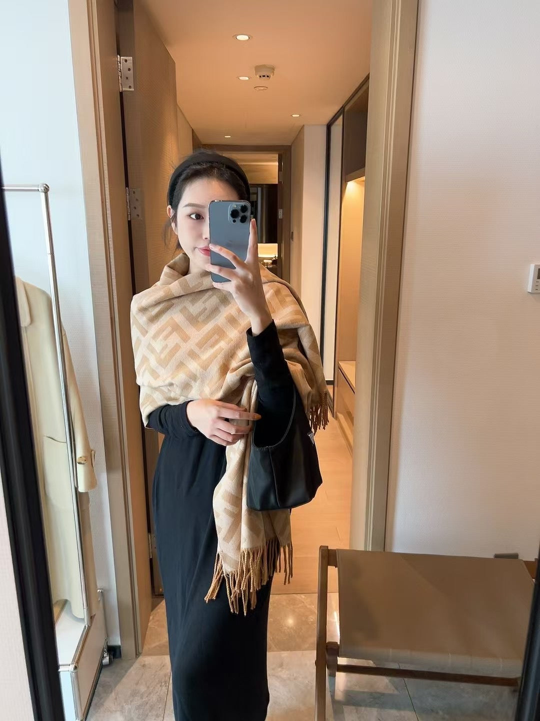 Elegant Camellia Pearl Cashmere Scarf-04 mysite